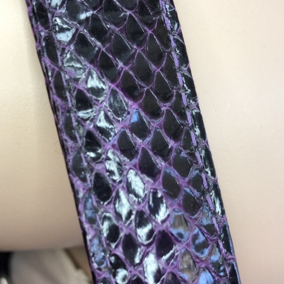 Tosca Blu Leather Italian Purse - Picture 6 of 16